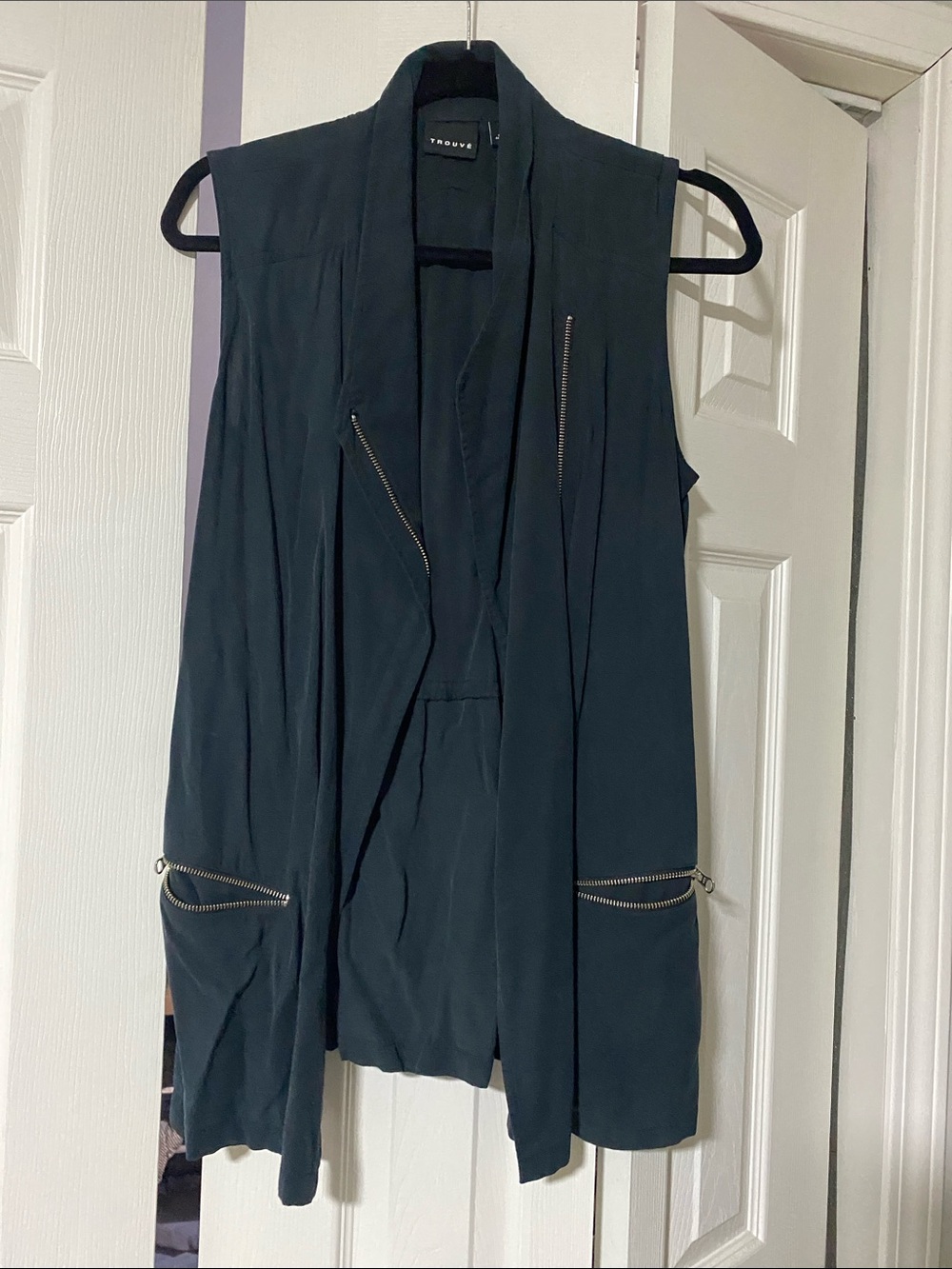 Trouve Dark Grey Sleeveless Draped Vest with Zipper Accents